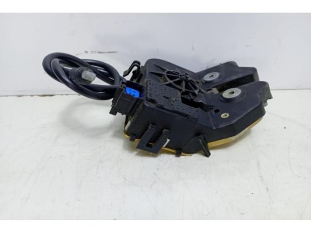 bontott FORD FOCUS I Csomagtérajtó Zárszerkezet