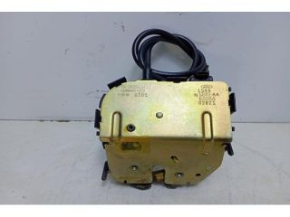 bontott FORD FOCUS I Csomagtérajtó Zárszerkezet