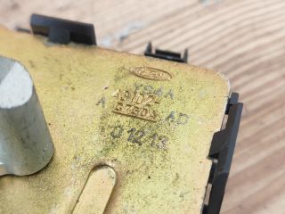 bontott FORD FOCUS I Csomagtérajtó Zárszerkezet