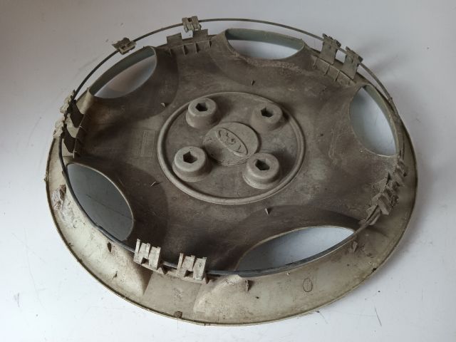 bontott FORD FOCUS I Dísztárcsa Szett