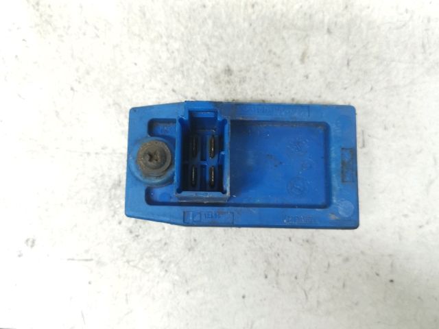 bontott FORD FOCUS I Előtét Ellenállás Fűtőmotor