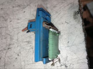 bontott FORD FOCUS I Előtét Ellenállás Fűtőmotor