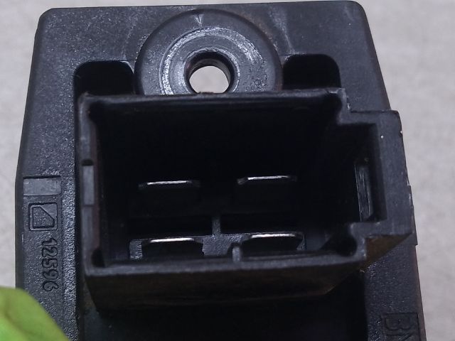 bontott FORD FOCUS I Előtét Ellenállás Fűtőmotor