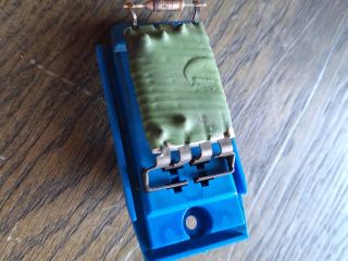 bontott FORD FOCUS I Előtét Ellenállás Fűtőmotor