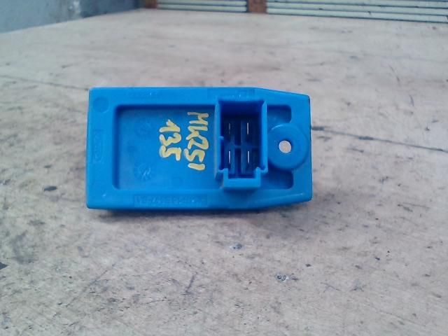 bontott FORD FOCUS I Előtét Ellenállás Fűtőmotor