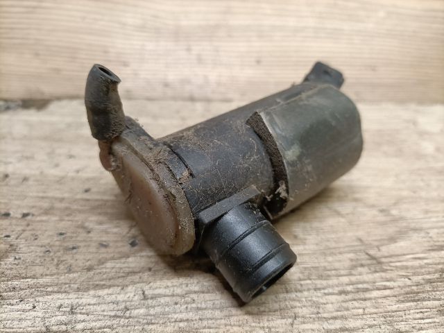 bontott FORD FOCUS I Első Ablakmosó Szivattyú