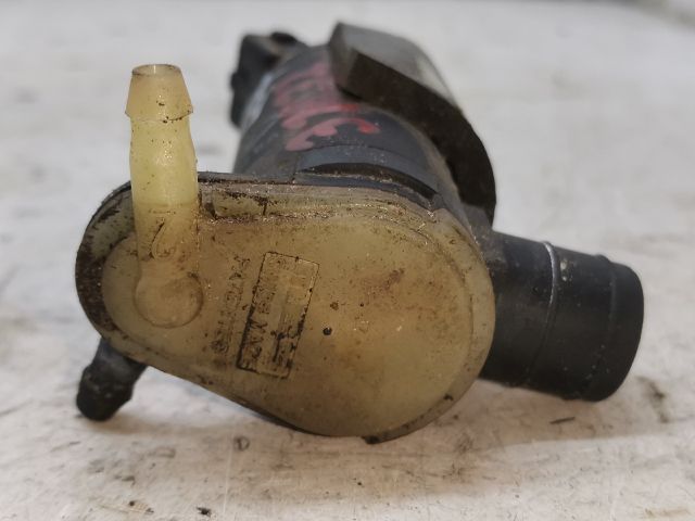 bontott FORD FOCUS I Első Ablakmosó Szivattyú