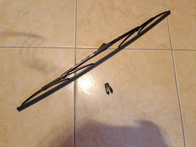 bontott FORD FOCUS I Első Ablaktörlő Lapát Pár