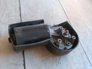 bontott FORD FOCUS I Első Ablaktörlő Motor