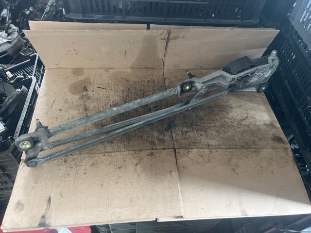 bontott FORD FOCUS I Első Ablaktörlő Szerkezet Motorral