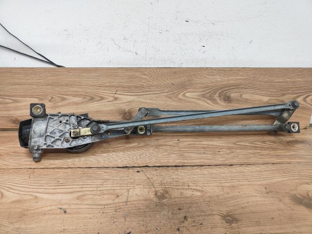 bontott FORD FOCUS I Első Ablaktörlő Szerkezet Motorral