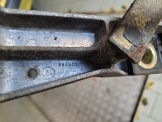 bontott FORD FOCUS I Első Ablaktörlő Szerkezet Motorral