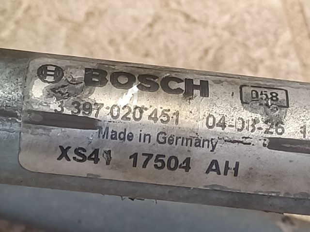 bontott FORD FOCUS I Első Ablaktörlő Szerkezet Motorral