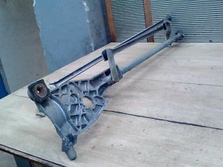 bontott FORD FOCUS I Első Ablaktörlő Szerkezet