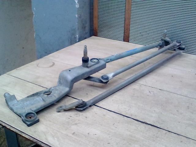 bontott FORD FOCUS I Első Ablaktörlő Szerkezet