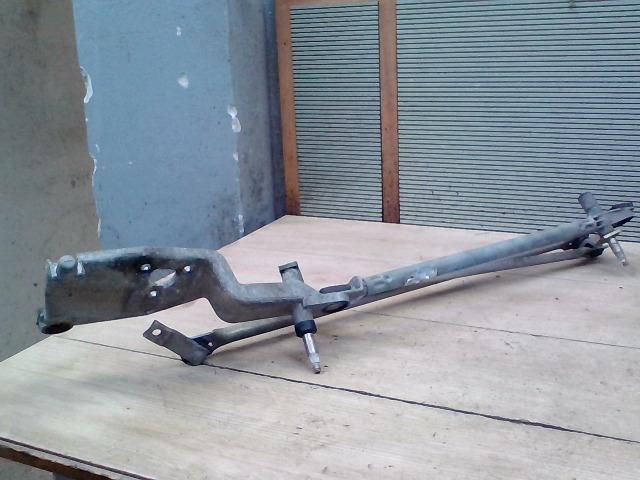 bontott FORD FOCUS I Első Ablaktörlő Szerkezet