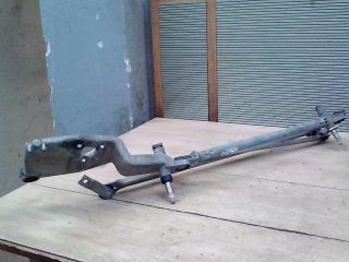 bontott FORD FOCUS I Első Ablaktörlő Szerkezet