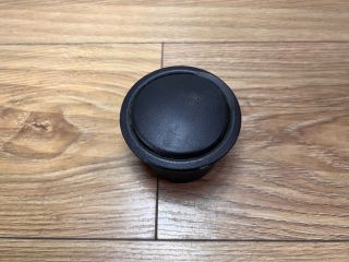 bontott FORD FOCUS I Első Hamutartó