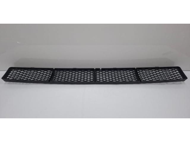 bontott FORD FOCUS I Első Lökhárító Alsó Középső Díszrács