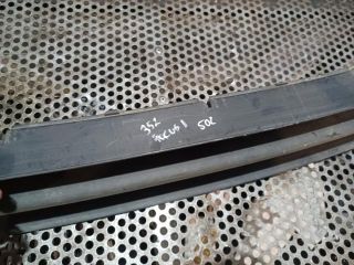 bontott FORD FOCUS I Első Lökhárító Alsó Középső Díszrács