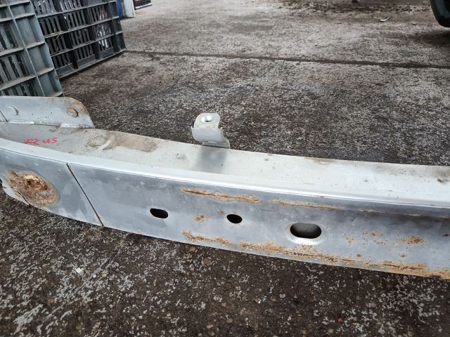 bontott FORD FOCUS I Első Lökhárító Merevítő (Fém)