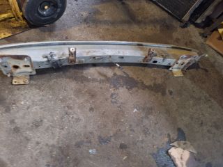 bontott FORD FOCUS I Első Lökhárító Merevítő (Fém)