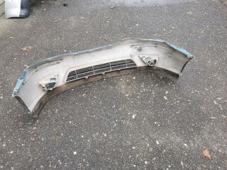 bontott FORD FOCUS I Első Lökhárító (Részeivel)