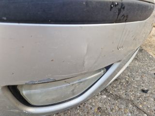 bontott FORD FOCUS I Első Lökhárító (Részeivel)