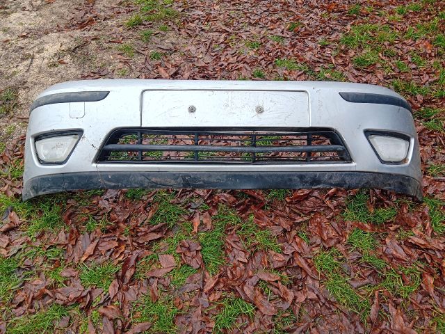 bontott FORD FOCUS I Első Lökhárító (Részeivel)