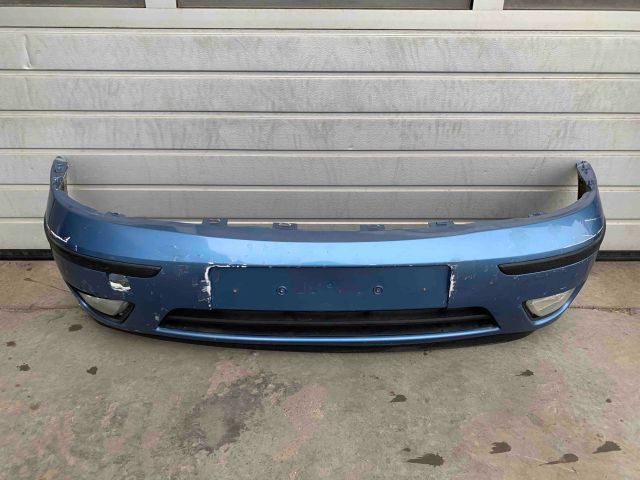 bontott FORD FOCUS I Első Lökhárító (Részeivel)