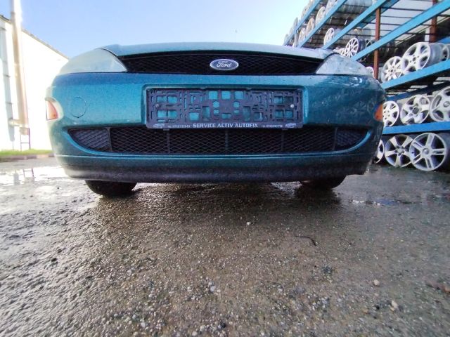 bontott FORD FOCUS I Első Lökhárító (Részeivel)