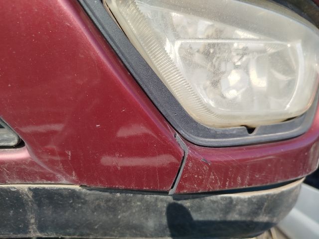 bontott FORD FOCUS I Első Lökhárító (Részeivel)