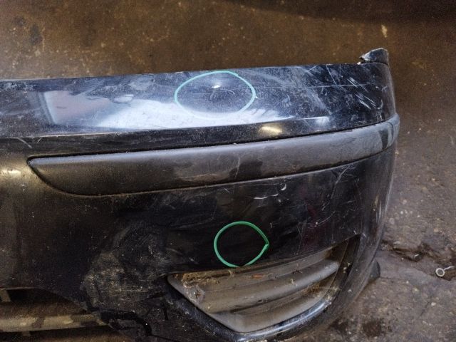 bontott FORD FOCUS I Első Lökhárító (Részeivel)