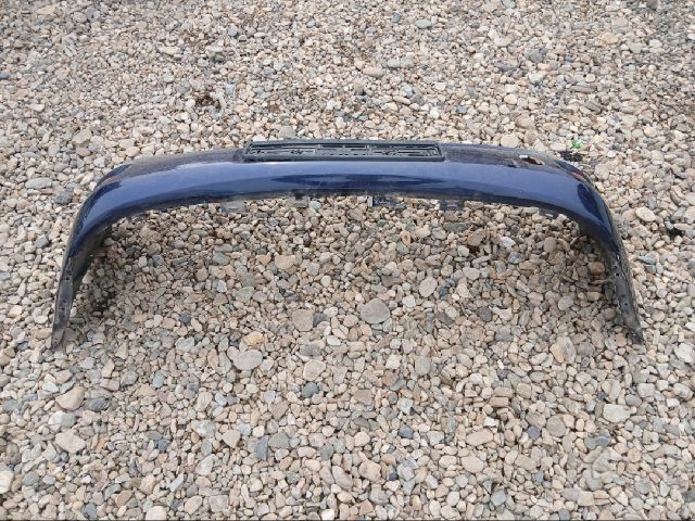 bontott FORD FOCUS I Első Lökhárító (Részeivel)