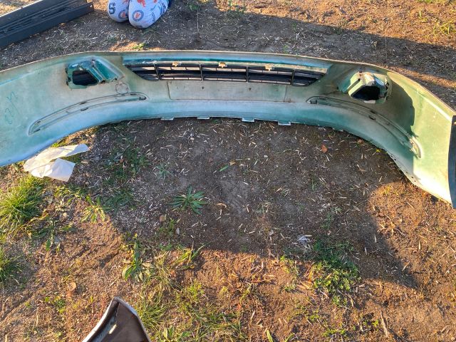 bontott FORD FOCUS I Első Lökhárító (Üresen)