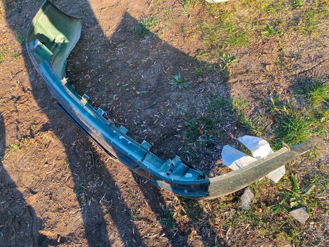 bontott FORD FOCUS I Első Lökhárító (Üresen)