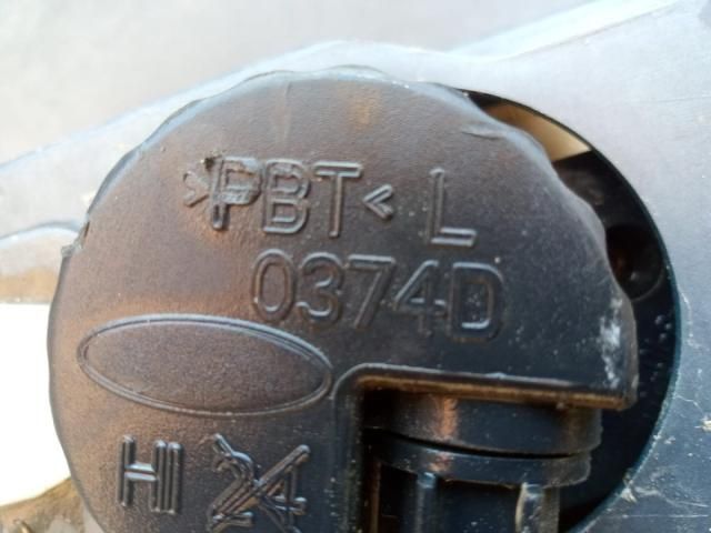 bontott FORD FOCUS I Első Lökhárító (Üresen)