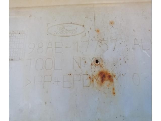 bontott FORD FOCUS I Első Lökhárító (Üresen)