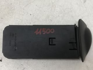 bontott FORD FOCUS I Első Tároló Rekesz