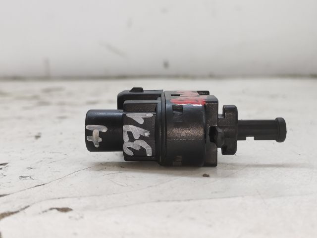 bontott FORD FOCUS I Fék Pedál Kapcsoló