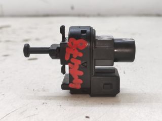 bontott FORD FOCUS I Fék Pedál Kapcsoló