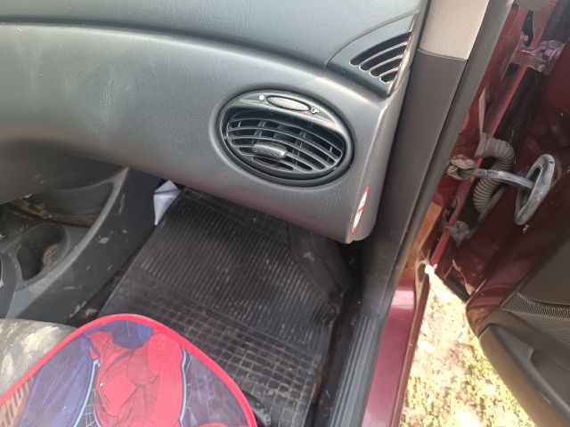 bontott FORD FOCUS I Fékpedál