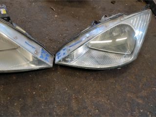 bontott FORD FOCUS I Fényszóró Pár