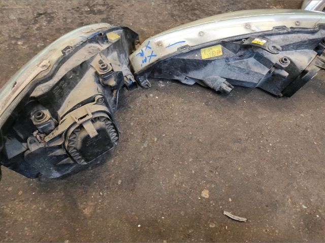 bontott FORD FOCUS I Fényszóró Pár