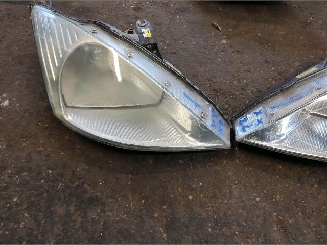 bontott FORD FOCUS I Fényszóró Pár