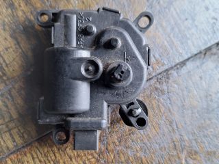 bontott FORD FOCUS I Fűtés Állító Motor