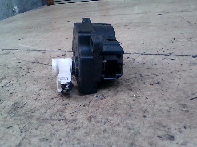 bontott FORD FOCUS I Fűtés Állító Motor