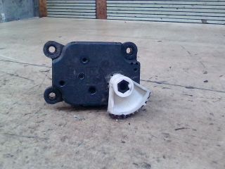 bontott FORD FOCUS I Fűtés Állító Motor