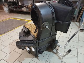 bontott FORD FOCUS I Fűtés Box