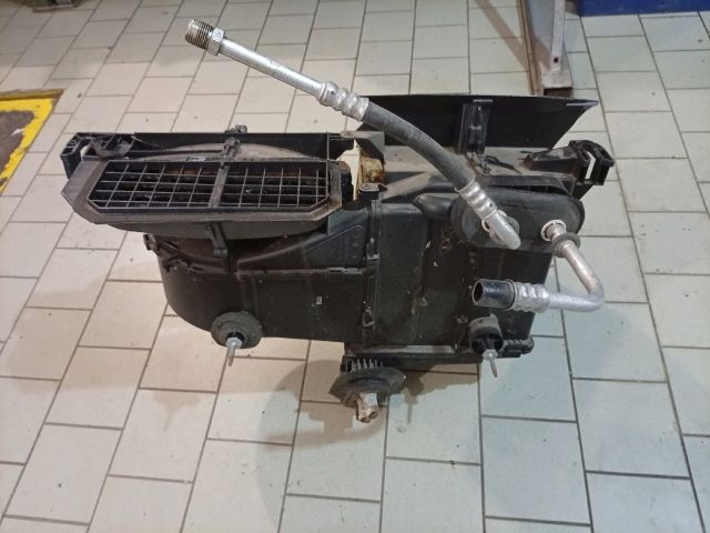 bontott FORD FOCUS I Fűtés Box